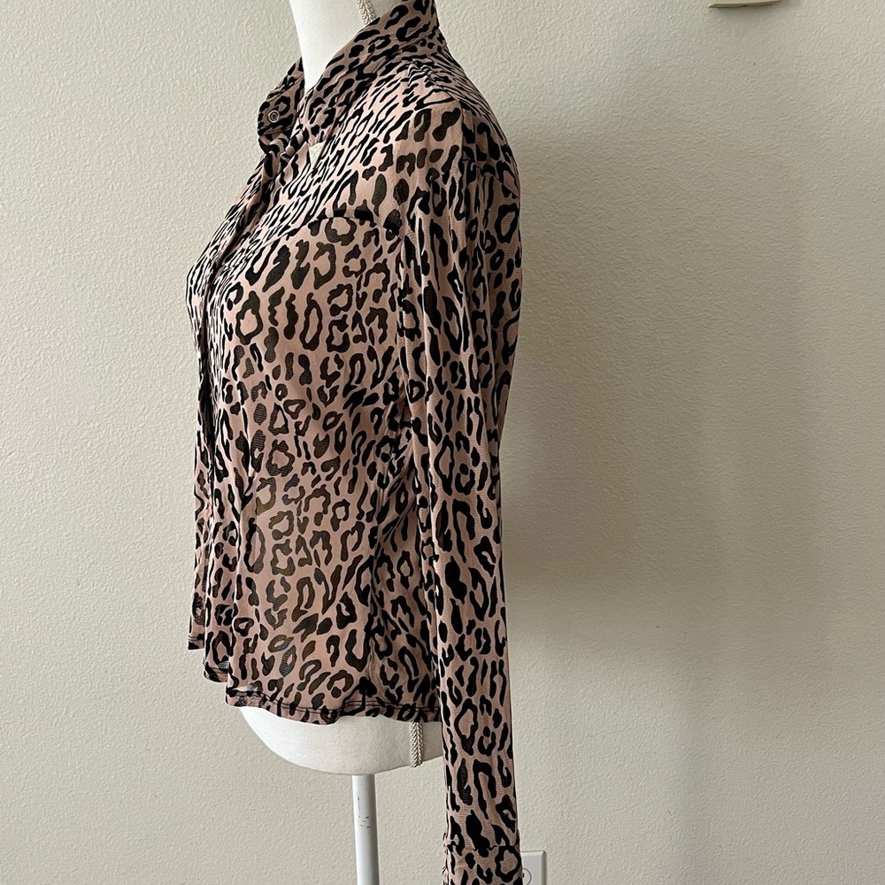 Leopard Print Button-Up Blouse - Picture 7 of 10